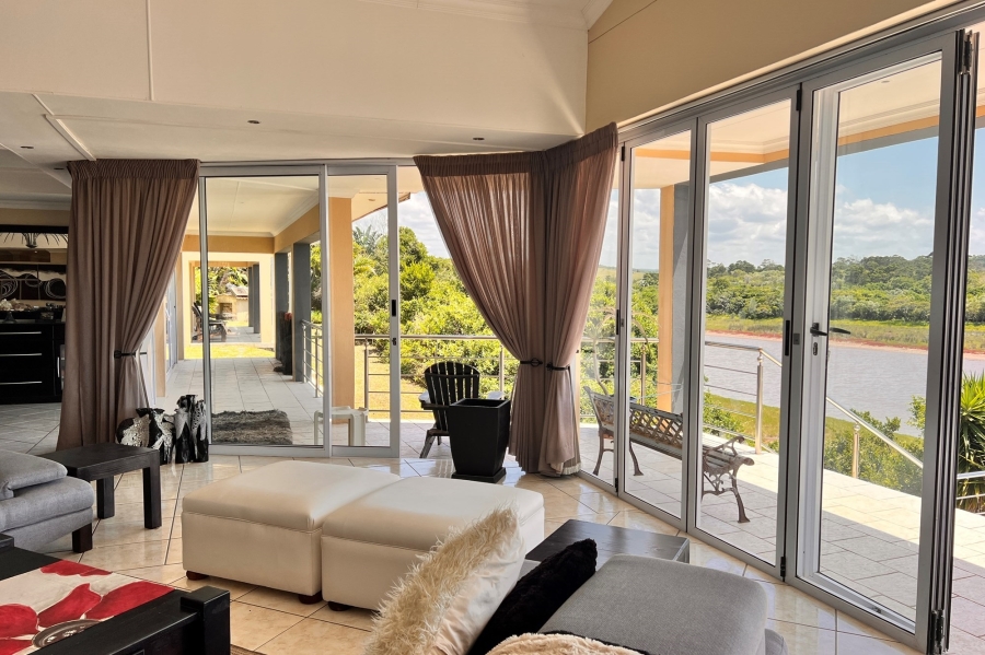5 Bedroom Property for Sale in East London Rural Eastern Cape